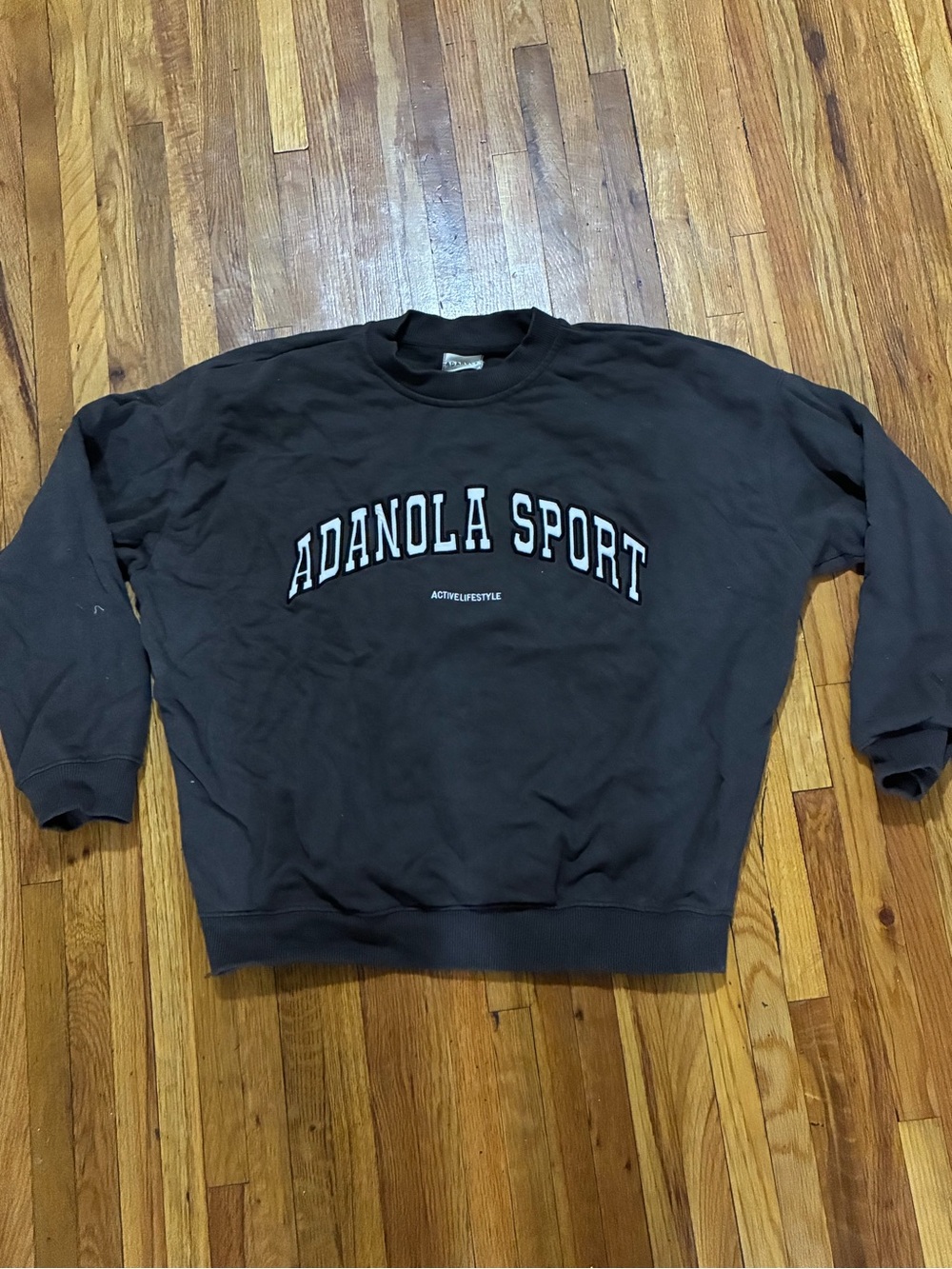Women’s Dark Grey Crewneck Sweatshirt
